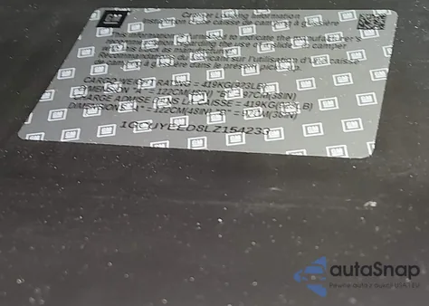 2020 Chevrolet Silverado 1500 Rst z USA, uszkodzony, nr VIN 1GCUYEED8LZ154233